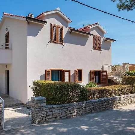 Pavao Apartments Vrboska Exterior photo
