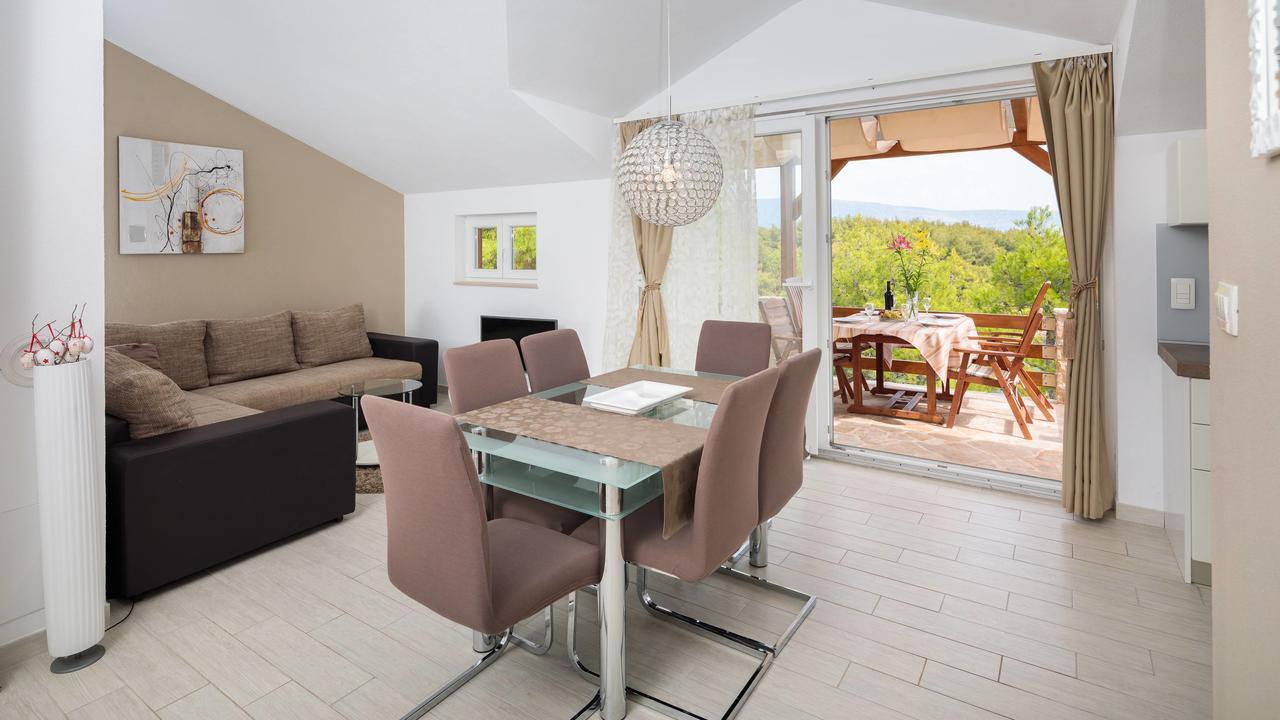 Apartment Pavao Vrboska