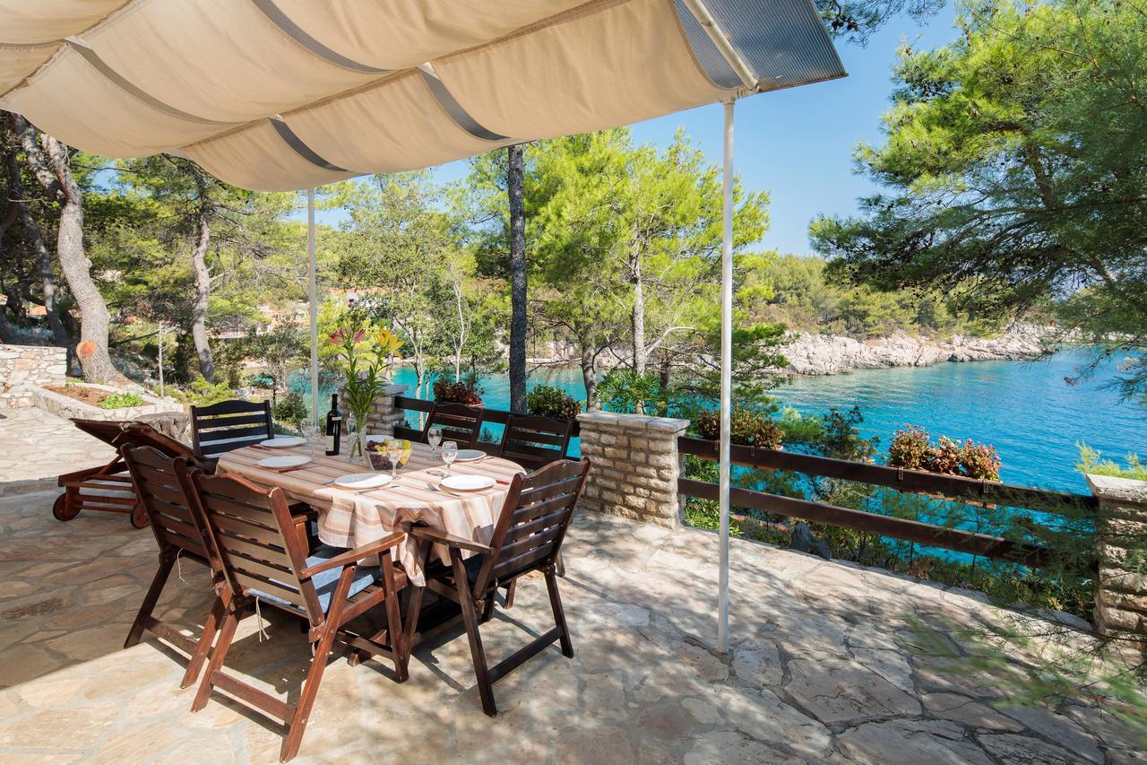Pavao Apartment Vrboska
