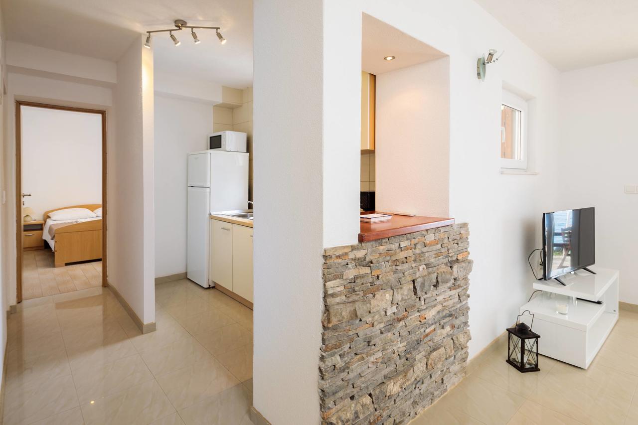 Pavao Apartment Vrboska